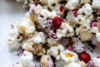 Festive White Chocolate Popcorn Crunch